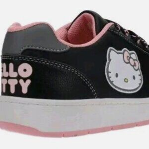 HELLO KITTY SANRIO BLACK COURT SNEAKERS WOMENS SIZE 6 - BRAND NEW!